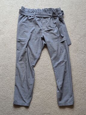Athleta Skyline Belted Pant Black Plaid